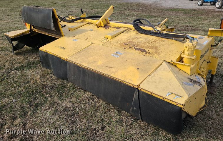 image for item LH9840 Discbine 750HD  forage head