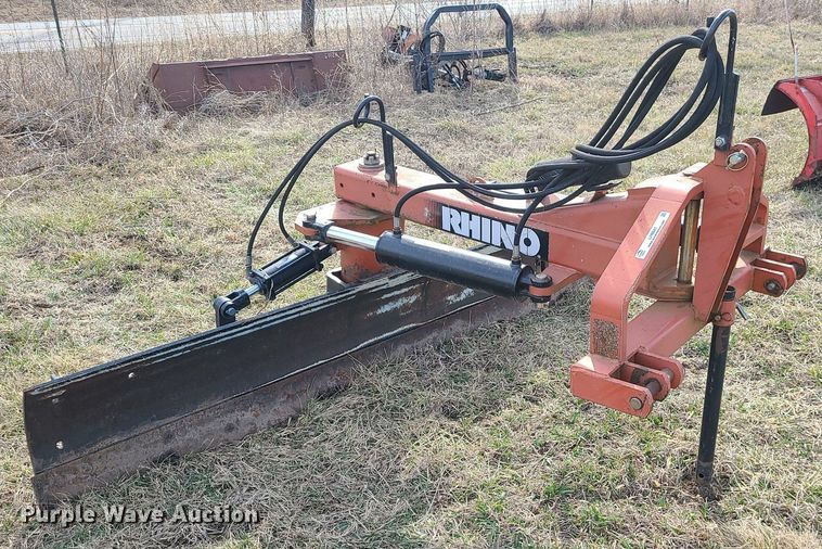 image for item LH9841 Rhino R950  blade