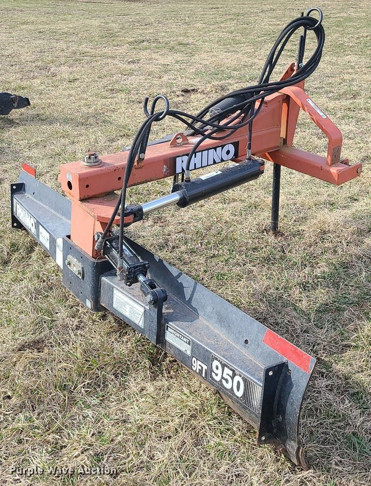 image for item LH9841 Rhino R950  blade