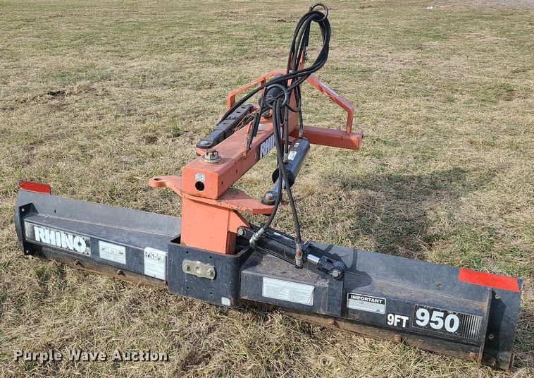 image for item LH9841 Rhino R950  blade