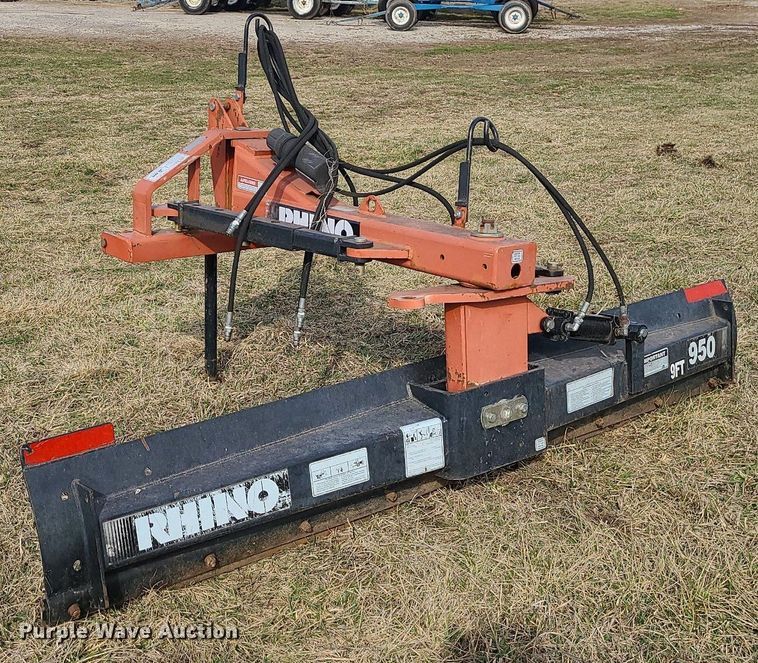 image for item LH9841 Rhino R950  blade