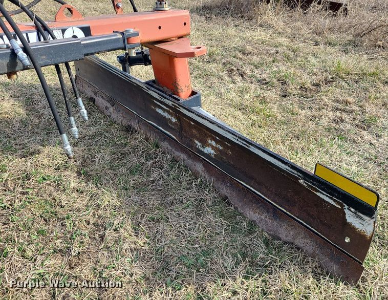 image for item LH9841 Rhino R950  blade