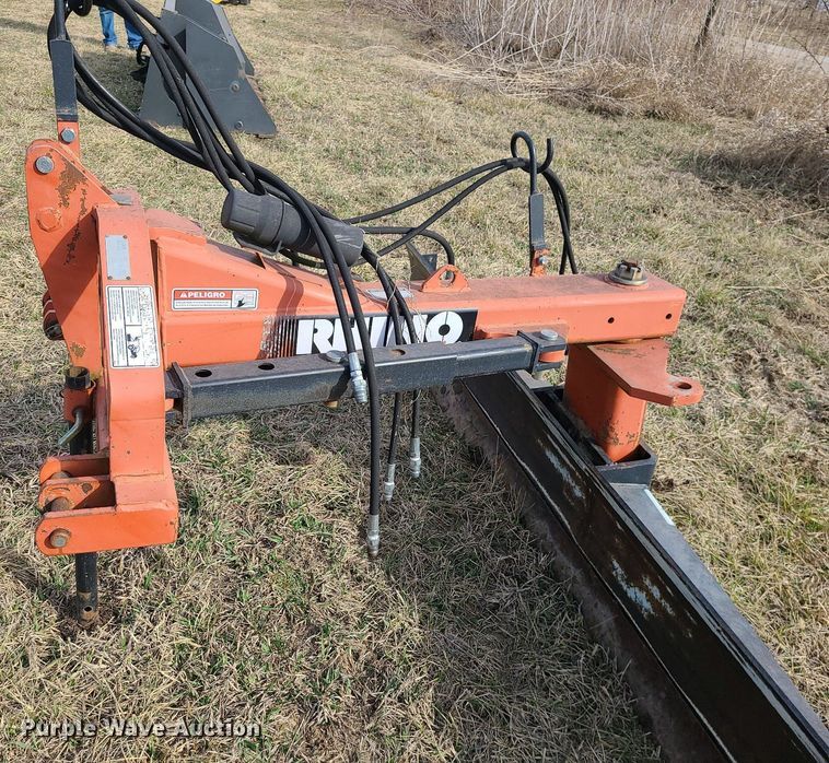 image for item LH9841 Rhino R950  blade