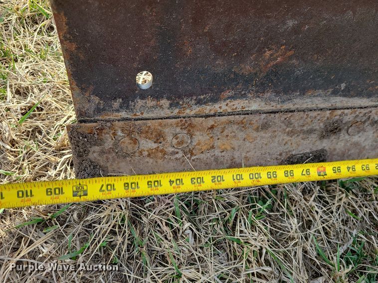 image for item LH9841 Rhino R950  blade