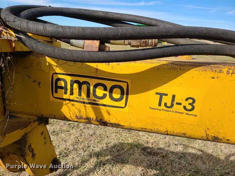 image for item LH9844 Amco TJ3-1826  terracing plow