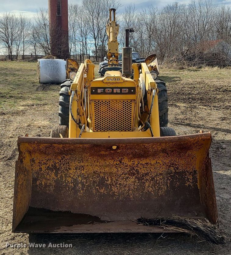 image for item LH9845 Ford 4500  backhoe