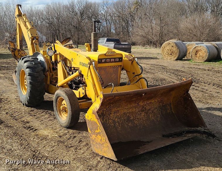 image for item LH9845 Ford 4500  backhoe