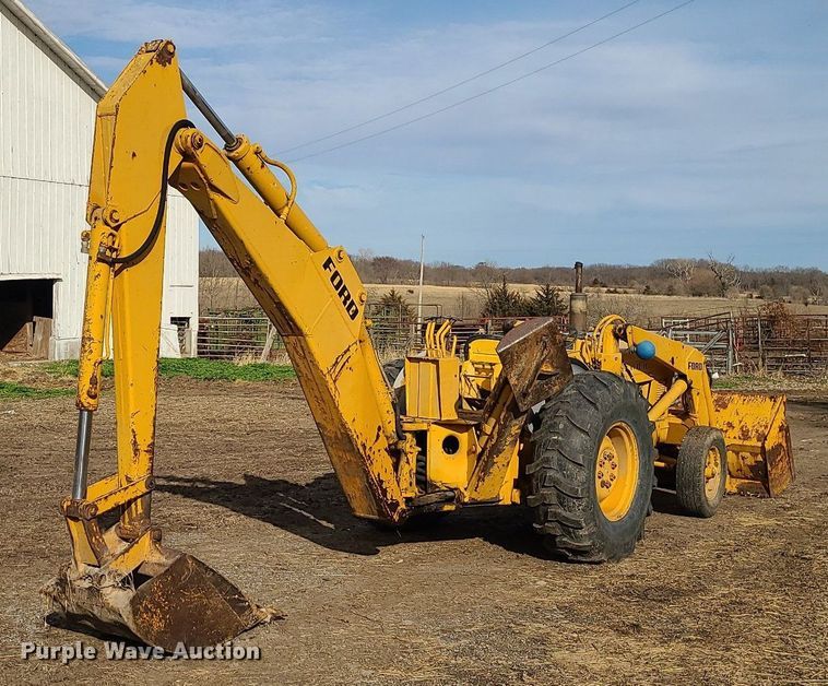 image for item LH9845 Ford 4500  backhoe
