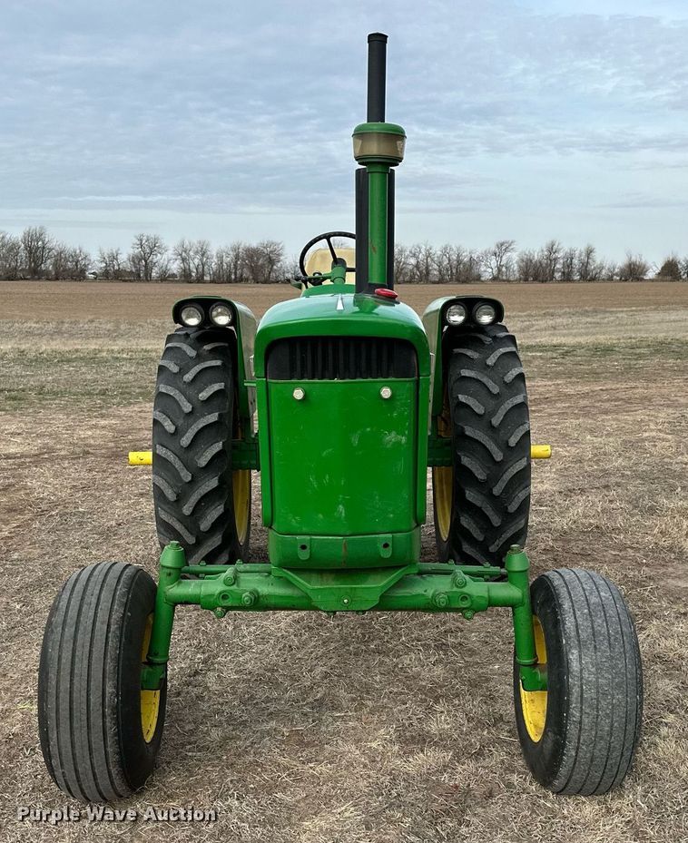 image for item LN9290 1963 John Deere 3010  tractor