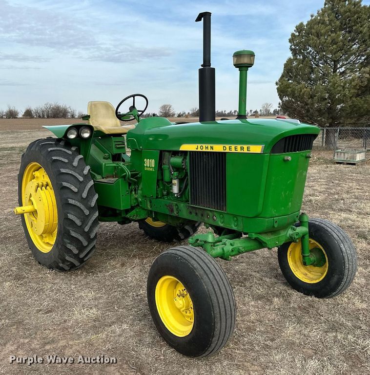 image for item LN9290 1963 John Deere 3010  tractor