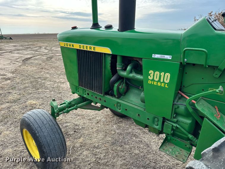 image for item LN9290 1963 John Deere 3010  tractor