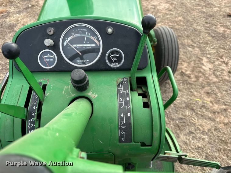 image for item LN9290 1963 John Deere 3010  tractor