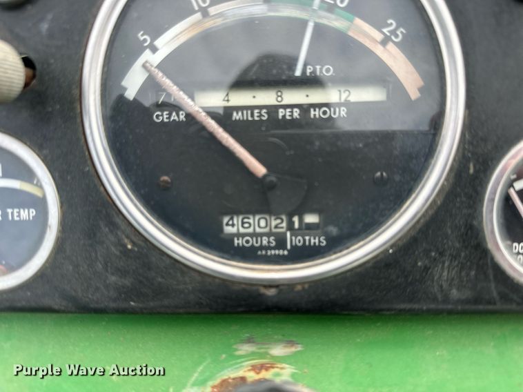 image for item LN9290 1963 John Deere 3010  tractor