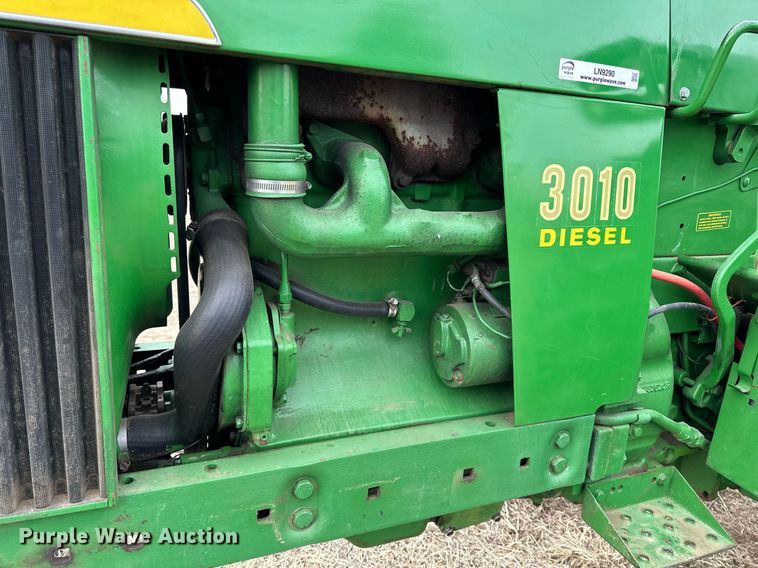 image for item LN9290 1963 John Deere 3010  tractor