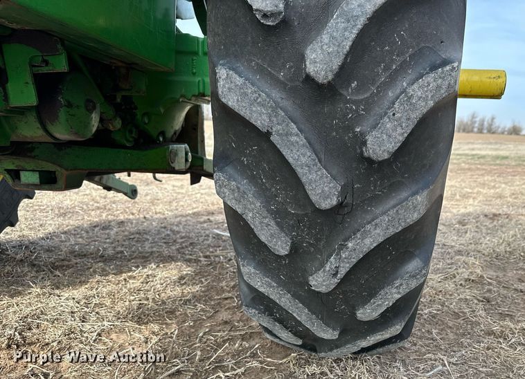 image for item LN9290 1963 John Deere 3010  tractor