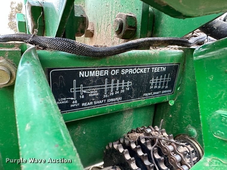 image for item LT9132 John Deere 7300  planter