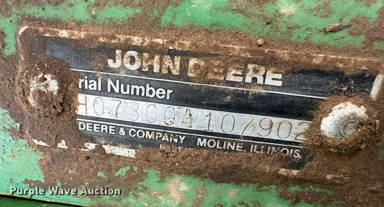 image for item LT9132 John Deere 7300  planter