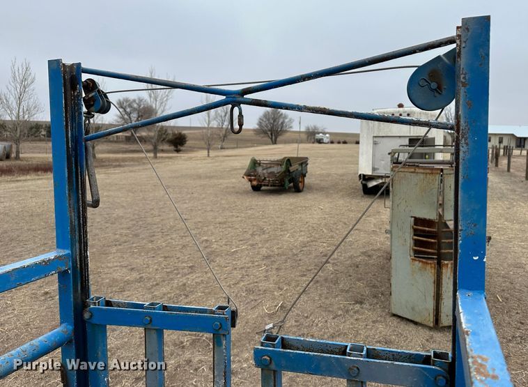 image for item LT9143 Blattner  roping chute