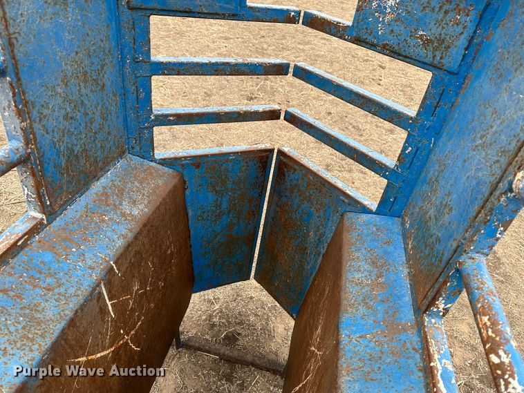 image for item LT9143 Blattner  roping chute