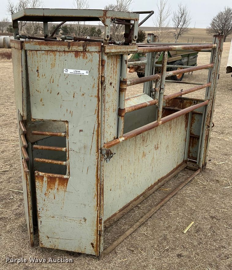 image for item LT9144 WW  roping chute