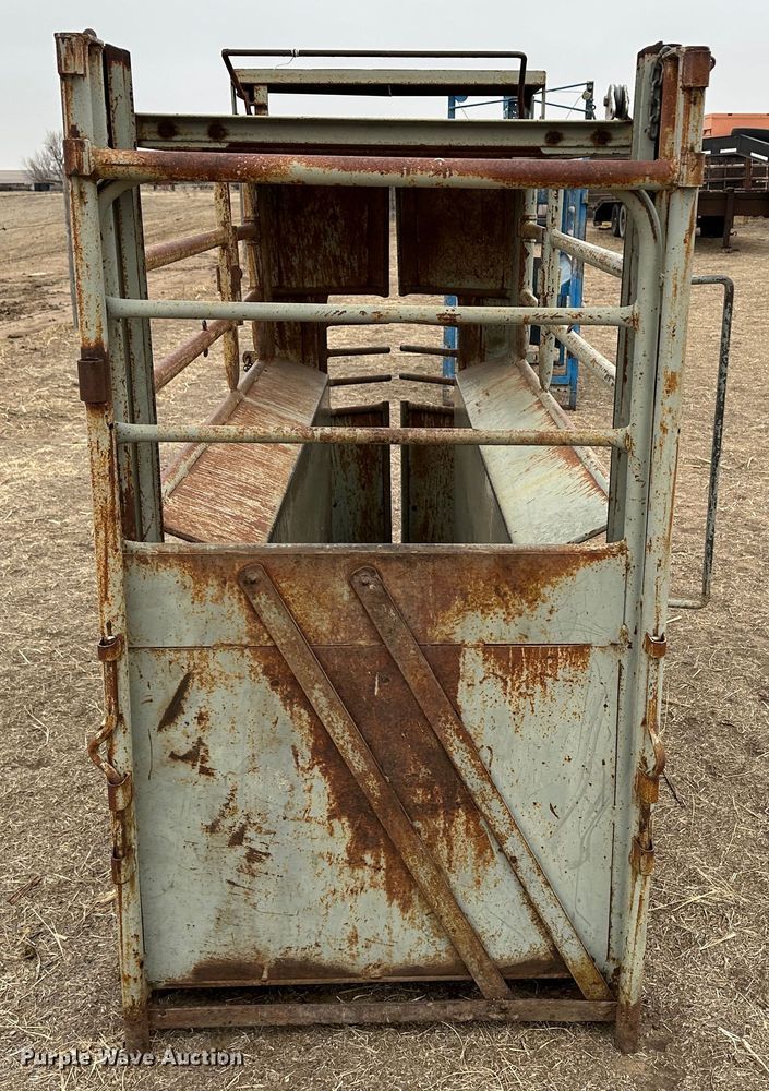 image for item LT9144 WW  roping chute