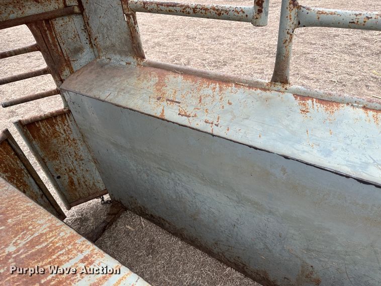 image for item LT9144 WW  roping chute