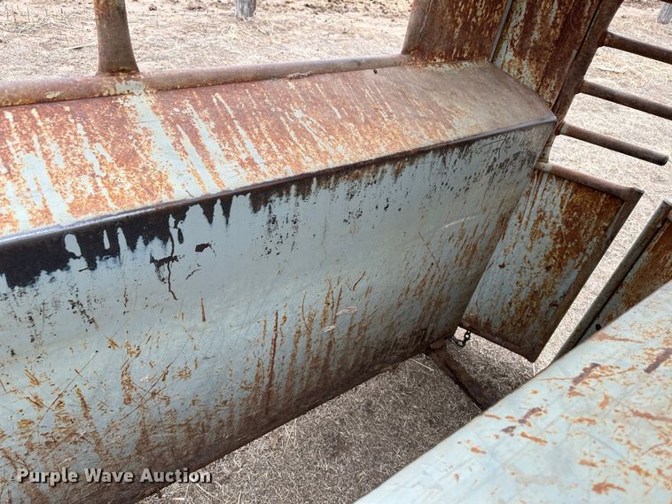 image for item LT9144 WW  roping chute