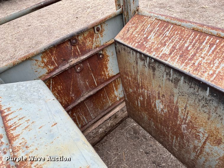 image for item LT9144 WW  roping chute