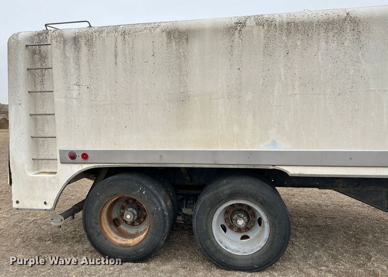 image for item LT9146 1974 Kari Kool PTK  tank trailer