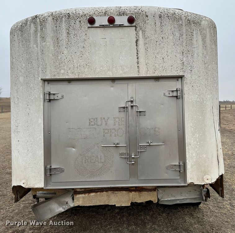 image for item LT9146 1974 Kari Kool PTK  tank trailer