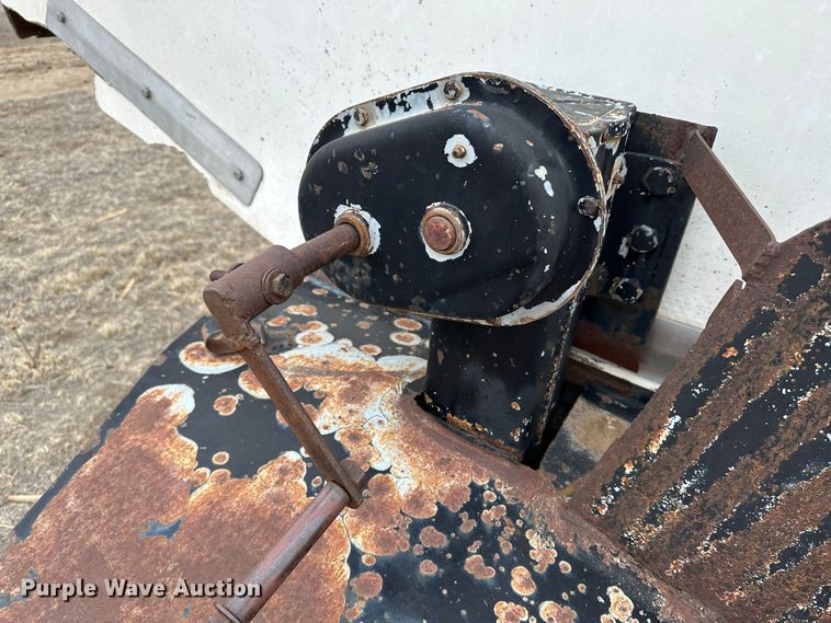 image for item LT9146 1974 Kari Kool PTK  tank trailer