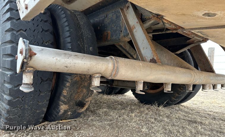 image for item LT9146 1974 Kari Kool PTK  tank trailer