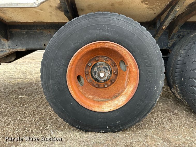 image for item LT9146 1974 Kari Kool PTK  tank trailer