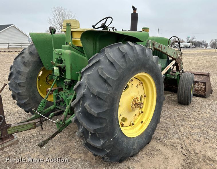 image for item LT9147 1961 John Deere 3010  tractor