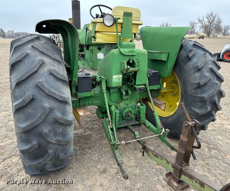 image for item LT9147 1961 John Deere 3010  tractor