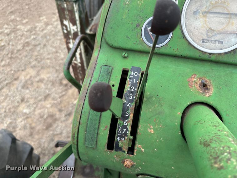 image for item LT9147 1961 John Deere 3010  tractor