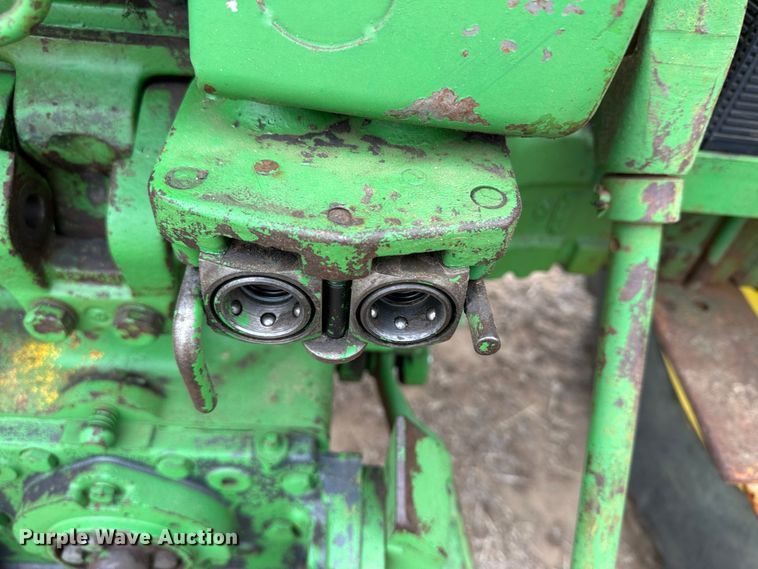 image for item LT9147 1961 John Deere 3010  tractor