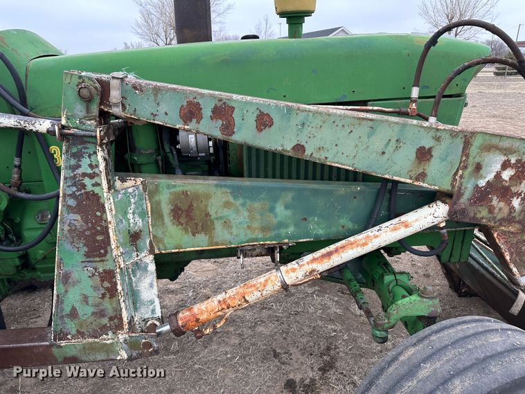 image for item LT9147 1961 John Deere 3010  tractor