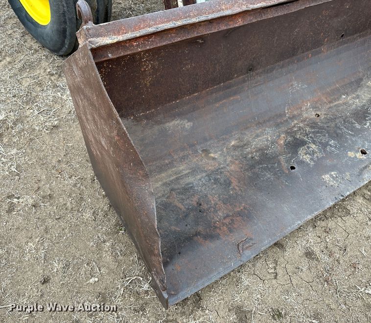 image for item LT9147 1961 John Deere 3010  tractor