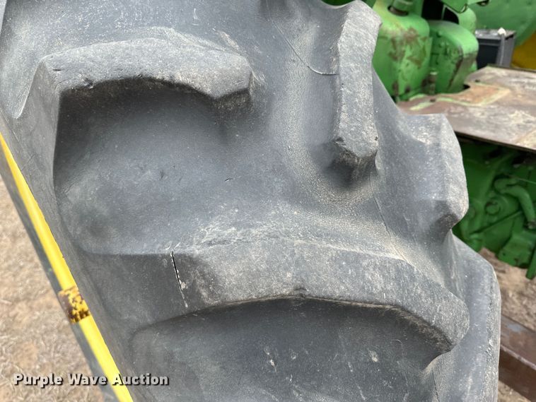 image for item LT9147 1961 John Deere 3010  tractor