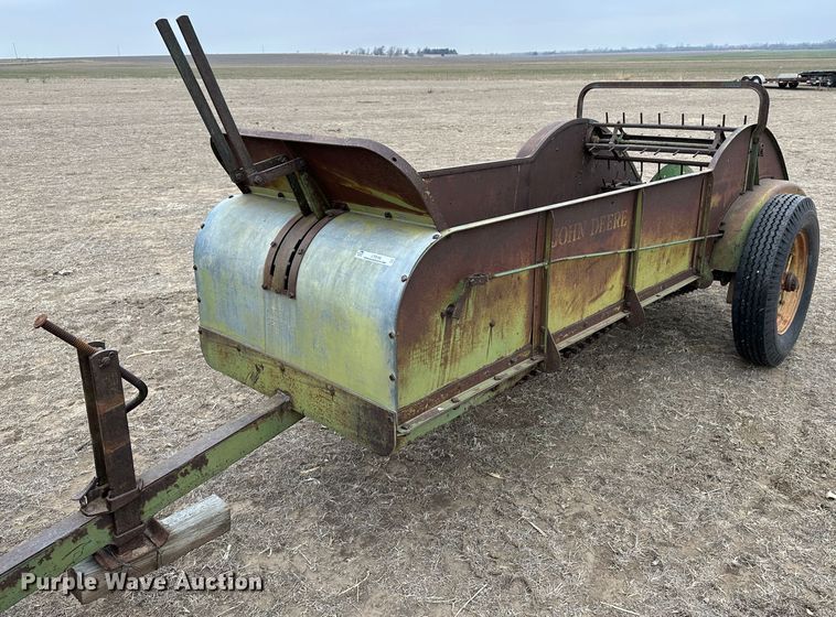 image for item LT9150 John Deere H  manure spreader