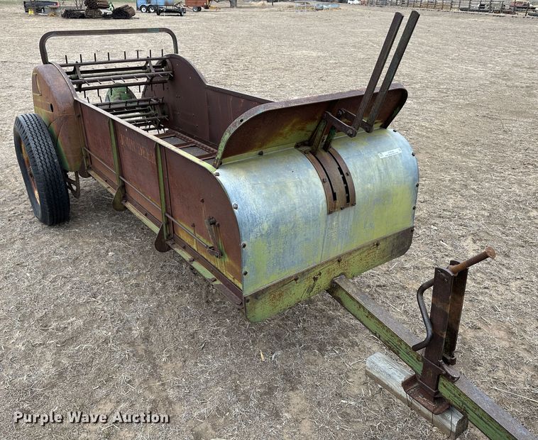image for item LT9150 John Deere H  manure spreader