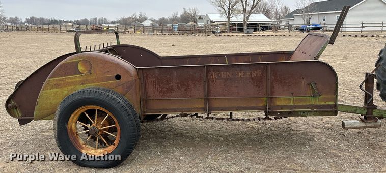 image for item LT9150 John Deere H  manure spreader