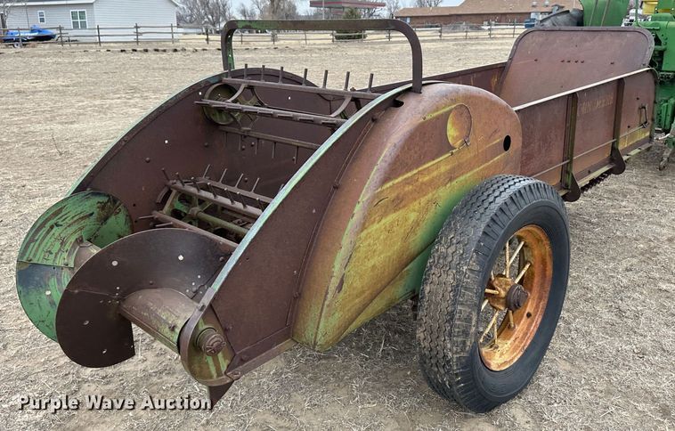 image for item LT9150 John Deere H  manure spreader