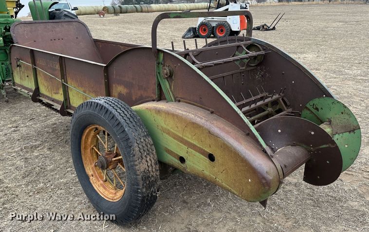 image for item LT9150 John Deere H  manure spreader
