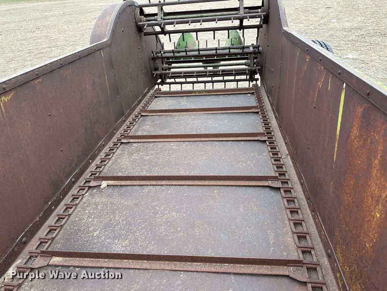 image for item LT9150 John Deere H  manure spreader