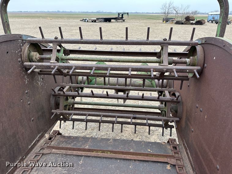 image for item LT9150 John Deere H  manure spreader