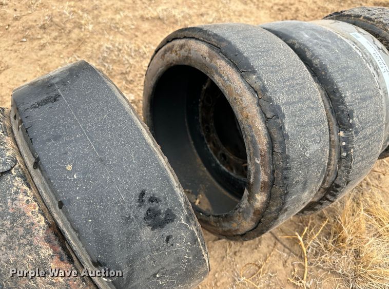 image for item LT9158 (16) undercarriage wheels