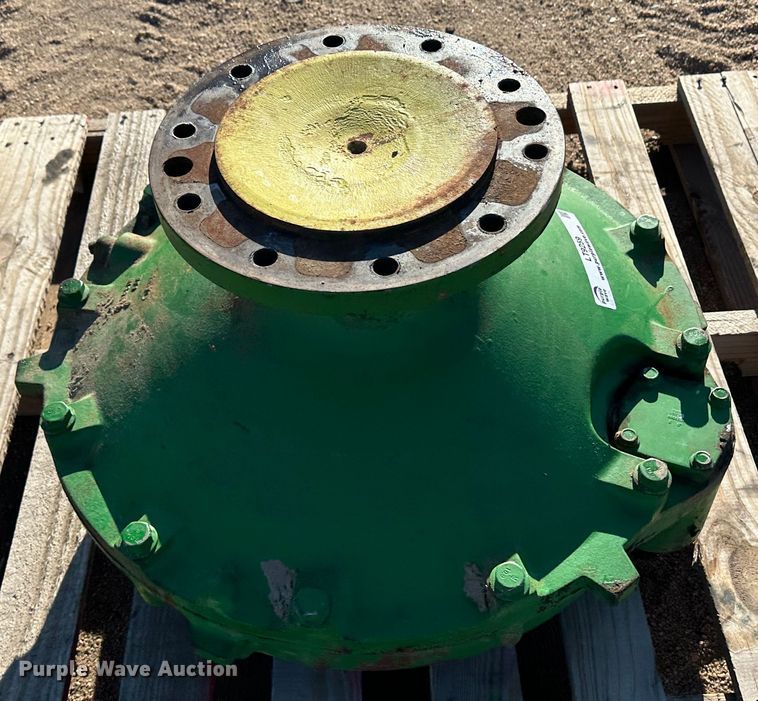 image for item LT9259 John Deere 9500  planetary drive