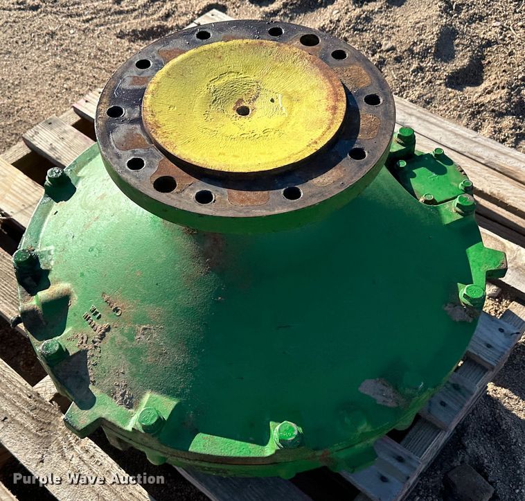 image for item LT9259 John Deere 9500  planetary drive